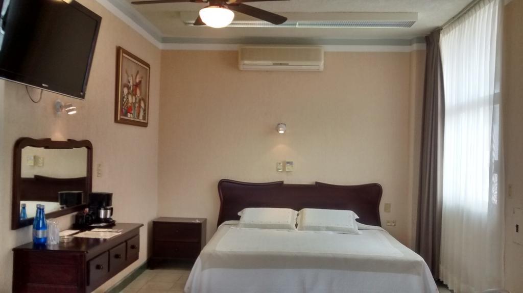 Hotel Tajin ปาปันตลา เด โอลาร์เต ภายนอก รูปภาพ